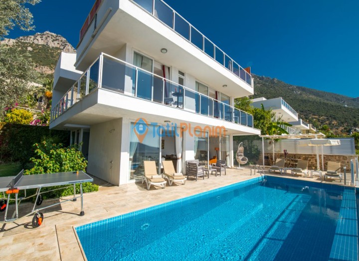 Villa Lumiere 3